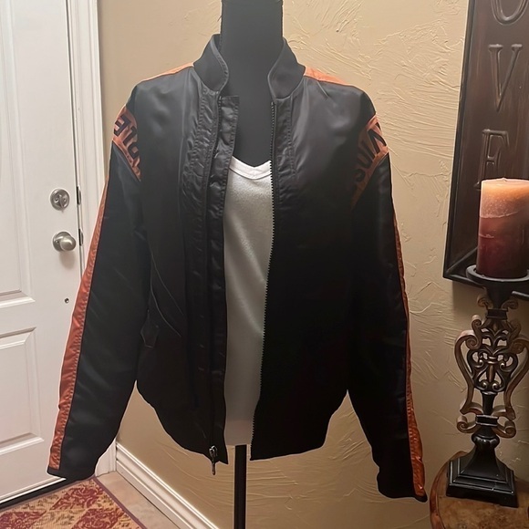 Woman’s Harley Davidson Jacket Size Small - Picture 3 of 16